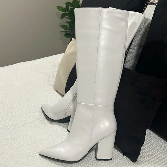 Nine West “Gabal” White Leather Tall Block Heel Pointy Toe Boots Size 7 NEW - Picture 12 of 16